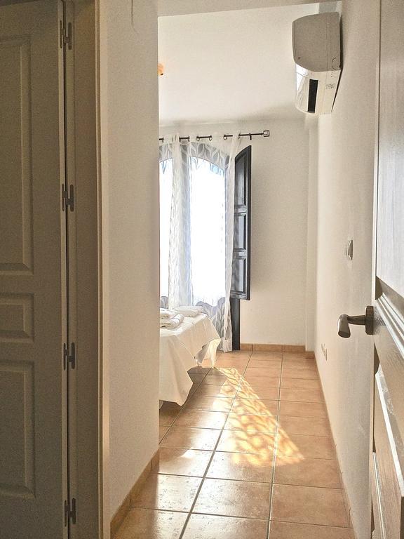 Velez Apartment Vélez de Benaudalla エクステリア 写真